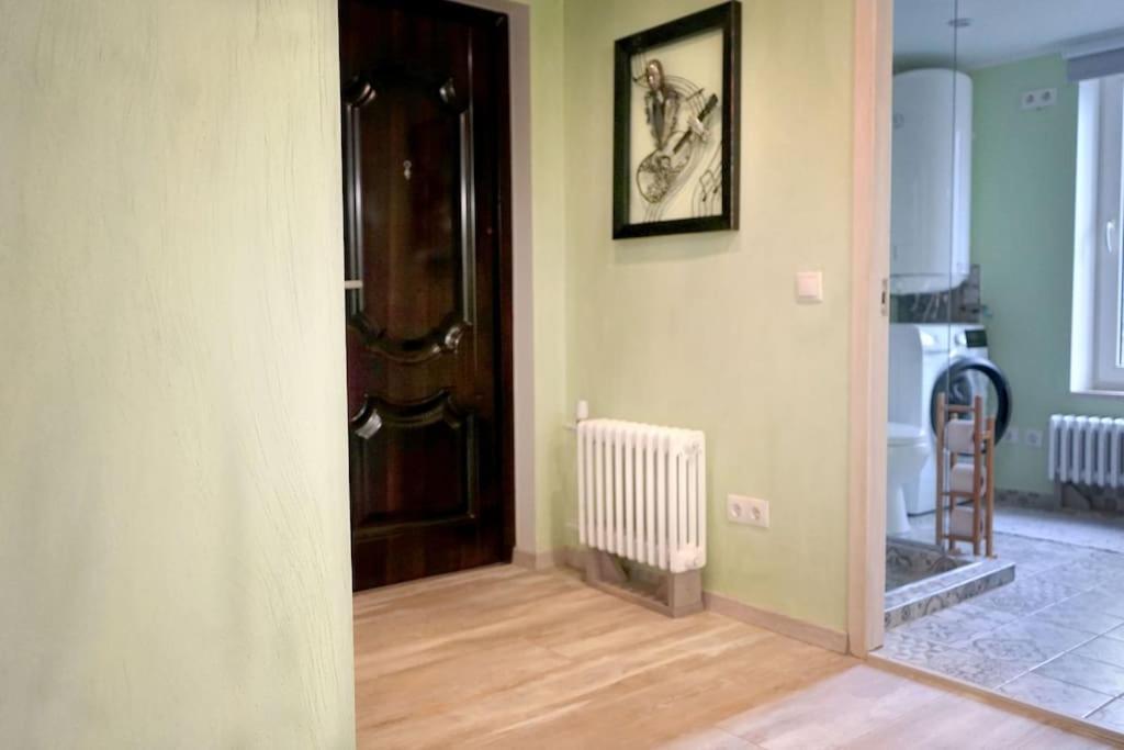 Prime 2Br/Ba Apt Next To Main Station & Olympic Center Liepāja Eksteriør billede